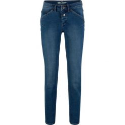 Dżinsy ze stretchem z klasycznego denimu, SLIM bonprix niebieski denim. Niebieskie jeansy damskie bonprix, bez wzorów, z jeansu. Za 109,99 zł.