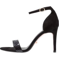 Dune London MORTIMER Sandały na obcasie black. Czarne sandały damskie marki Dune London, bez wzorów, ze skóry ekologicznej, bez obcasa, na obcasie, bez zapięcia. Za 379,00 zł.