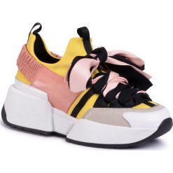 Sneakersy SCA'VIOLA - E-18 Yellow. Żółte półbuty damskie Sca'viola, na co dzień, bez wzorów, ze skóry, bez obcasa, na płaskiej podeszwie, bez zapięcia. Za 449,00 zł.