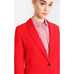 Płaszcze damskie: Gina Tricot NAIMA COAT Krótki płaszcz red