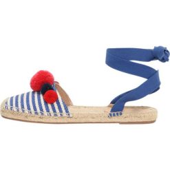 J.CREW ANKLE WRAP POM POMS Espadryle blue/ivory. Niebieskie espadryle damskie marki J.CREW, bez wzorów, z tworzywa sztucznego, bez obcasa. Za 519,00 zł.
