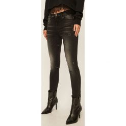Pinko - Jeansy Sabrina. Czarne jeansy damskie Pinko. Za 699,90 zł.