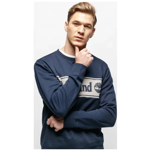 Timberland Bluza Cut & Sew Lineal Logo Sweatshirt , granatowy, rozmiar M. Niebieskie bluzy męskie Timberland, s, bez wzorów, z bawełny, bez kołnierzyka, bez rękawów, bez kaptura. W wyprzedaży za 255,99 zł.