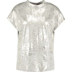 Bluzki, topy, tuniki: KIOMI Tshirt z nadrukiem gold