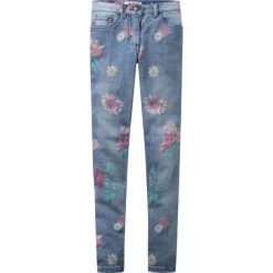 Dżinsy w kwiaty bonprix niebieski "bleached" z nadrukiem. Niebieskie spodnie dziewczęce bonprix, z nadrukiem, z jeansu. Za 74,99 zł.