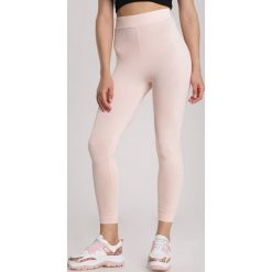 Jasnoróżowe Legginsy Arineh. Różowe legginsy damskie Renee, s, bez wzorów. Za 49,99 zł.