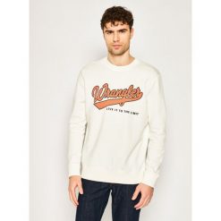 Bluza Wrangler Seasonal Logo W6A5HA737. Białe bluzy męskie Wrangler, s, bez wzorów, bez kołnierzyka, bez rękawów, bez kaptura. W wyprzedaży za 149,00 zł.