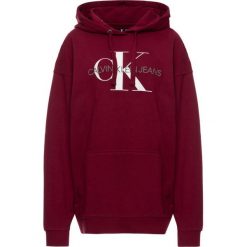 Bluza Calvin Klein Jeans Washed Monogram J20J212240. Czarne bluzy damskie Calvin Klein Jeans, xs, bez wzorów, z bawełny, bez rękawów, bez kaptura. W wyprzedaży za 289,00 zł.