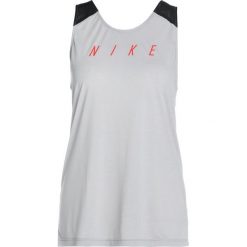 Nike Performance TANK FLOW Koszulka sportowa atmosphere grey/black/habanero red. Szare topy sportowe damskie marki Nike Performance, xs, z lyocellu. W wyprzedaży za 143,10 zł.