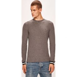 Calvin Klein - Sweter. Szare swetry męskie Calvin Klein, s, bez wzorów, z elastanu, z okrągłym kołnierzem, bez kaptura. W wyprzedaży za 269,90 zł.