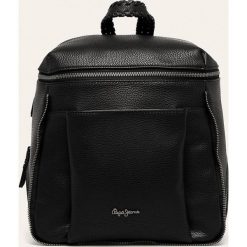 Pepe Jeans - Plecak Braid. Zielone plecaki damskie Pepe Jeans, bez wzorów, z poliesteru. W wyprzedaży za 329,90 zł.