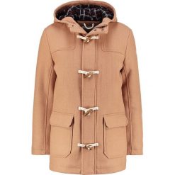 Pier One Krótki płaszcz camel. Brązowe płaszcze na zamek męskie Pier One, m, z materiału. Za 399,00 zł.
