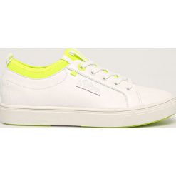S. Oliver - Buty. Białe buty sportowe damskie S.Oliver, bez wzorów, z gumy, sportowe. W wyprzedaży za 129,90 zł.