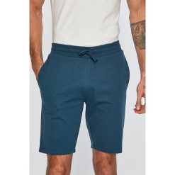 Only & Sons - Szorty 22008813. Niebieskie spodenki i szorty męskie Only & Sons, m, bez wzorów, z bawełny, casualowe. W wyprzedaży za 49,90 zł.