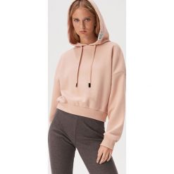 Gładka bluza z kapturem - Różowy. Różowe bluzy damskie Sinsay, xl. W wyprzedaży za 29,99 zł.