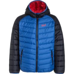 Jack Wolfskin ZENON Kurtka zimowa coastal blue. Niebieskie kurtki sportowe damskie Jack Wolfskin, na zimę, z poliesteru. W wyprzedaży za 329,25 zł.