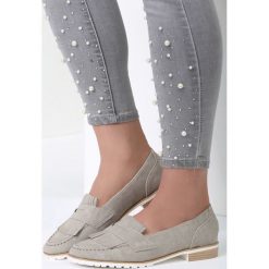 Szare Mokasyny Zebra. Szare mokasyny damskie marki vices, na płaskiej podeszwie. Za 59,99 zł.