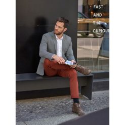 SPODNIE MĘSKIE GŁADKIE Z PIĘCIOMA KIESZENIAMI O KROJU SLIM. Czarne rurki męskie Top Secret, na jesień. Za 64,99 zł.