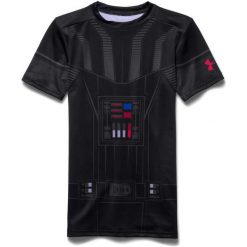 Under Armour Koszulka Chłopięca Darth Vader Hg Ss Blk Gra Risk Red M. Czerwone t-shirty chłopięce marki Under Armour, z tkaniny, z krótkim rękawem. W wyprzedaży za 149,00 zł.