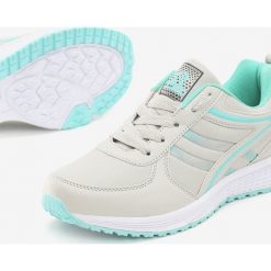 Jasnoszare Buty Sportowe Come Up. Szare buty sportowe damskie Born2be, sportowe. Za 89,99 zł.