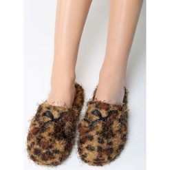 Brązowe Kapcie Insulate. Brązowe kapcie damskie Born2be, z materiału. Za 29,99 zł.