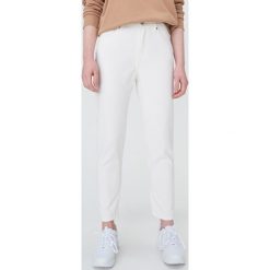 Jeansy mom fit ECO AWARE - Biały. Białe jeansy damskie Sinsay, bez wzorów, z jeansu. Za 59,99 zł.