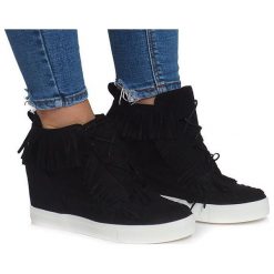 Czarne Sneakersy Na Koturnie Z Frędzlami Boho AT-0613-1 Czarny. Czarne trampki i tenisówki damskie ButyModne, z zamszu. Za 69,00 zł.