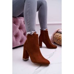 Botki Damskie Na Obcasie Camel Sadie. Brązowe botki damskie Tagless, ze skóry ekologicznej, bez obcasa, na obcasie, bez zapięcia. Za 129,00 zł.