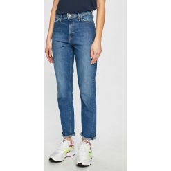 Lee - Jeansy Curved High Waist. Niebieskie jeansy damskie marki Lee, l, bez wzorów, z elastanu, z podwyższonym stanem. Za 329,90 zł.