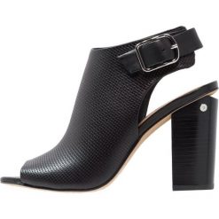 Sandały damskie: Vince Camuto SELWIN Sandały na obcasie black