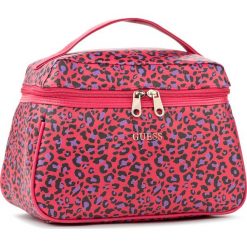 Kosmetyczka GUESS - Aloha Accessories PWALOH P7460 FUC. Czerwone kosmetyczki męskie marki Guess, z aplikacjami. W wyprzedaży za 169,00 zł.