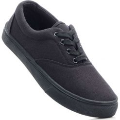 Tenisówki bonprix czarny. Czarne tenisówki damskie marki bonprix, bez wzorów, sportowe, bez zapięcia. Za 54,99 zł.