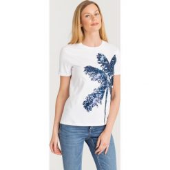T-SHIRT GIULIVA Sportmax Code. Białe t-shirty damskie Sportmax Code, s, z haftami, z bawełny, z okrągłym kołnierzem. Za 317,40 zł.