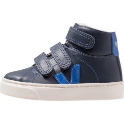Veja ESPLAR MID Tenisówki i Trampki wysokie nautico indigo. Niebieskie buty chłopięce sportowe marki Veja, z futra. Za 459,00 zł.