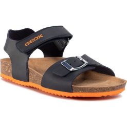 Sandały GEOX - J Ghita B. B J028LB 000BC C4064 S Navy. Niebieskie sandały dziewczęce Geox, ze skóry, bez zapięcia. W wyprzedaży za 159,00 zł.