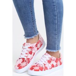 Różowe Tenisówki Bring It On. Czerwone tenisówki damskie marki bonprix. Za 39,99 zł.