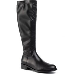 Oficerki SOLO FEMME - 33932-03-883/K43-12-00 Czarny. Czarne kozaki damskie Solo Femme, ze skóry, bez obcasa, na obcasie, bez zapięcia. Za 469,00 zł.