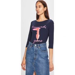 Trussardi Jeans - Longsleeve. Niebieskie bluzki damskie Trussardi Jeans, s, z nadrukiem, z elastanu, z okrągłym kołnierzem. Za 249,90 zł.