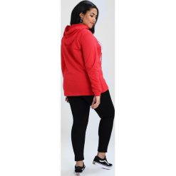 Bluzy rozpinane damskie: Zizzi OTRACY HOODIE Bluza z kapturem high risk red