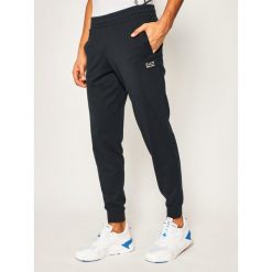 Spodnie dresowe EA7 Emporio Armani 3HPP57 PJ7BZ 1578. Niebieskie jeansy męskie EA7 Emporio Armani, m, bez wzorów, z bawełny. Za 379,00 zł.