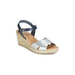 Sandały Casual Attitude JALAYEDE. Niebieskie sandały damskie marki Casual Attitude, bez wzorów, casualowe, bez obcasa, bez zapięcia. Za 289,00 zł.