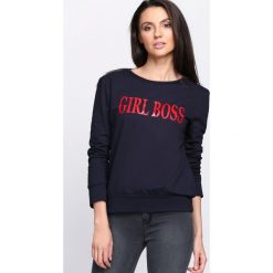 Granatowa Bluza Boss Lady. Czarne bluzy damskie marki Born2be, uniwersalny, z nadrukiem, z długim rękawem, długie, bez kaptura. Za 79,99 zł.