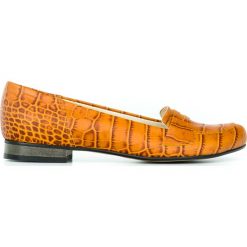 Balerinki lordsy z motywem krokodyla - skóra naturalna - model 025 - kolor brąz przypalany. Szare baleriny damskie Zapato, bez wzorów, z jeansu, eleganckie, na niskim obcasie, na obcasie. W wyprzedaży za 179,40 zł.