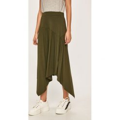 Answear - Spódnica. Zielone spódniczki damskie ANSWEAR, s, z elastanu, casualowe, midi, asymetryczne. W wyprzedaży za 49,90 zł.