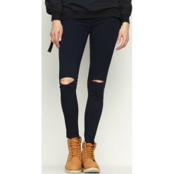 Granatowe Jeansy Finder. Niebieskie jeansy damskie marki other, s. Za 59,99 zł.