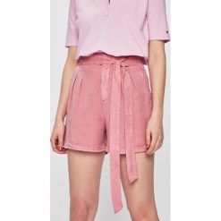 Vero Moda - Szorty. Różowe szorty damskie Vero Moda, s, z haftami, z lyocellu, casualowe, z podwyższonym stanem. W wyprzedaży za 79,90 zł.