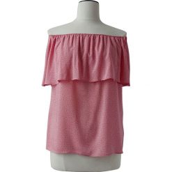 Top w kolorze jasnoróżowym. Różowe topy damskie re.draft, bez wzorów, z wiskozy, z falbankami, bez rękawów. W wyprzedaży za 55,95 zł.