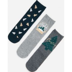 Skarpety z motywem świątecznym 3 pack - Jasny szary. Szare skarpetki damskie Reserved, bez wzorów. Za 29,99 zł.