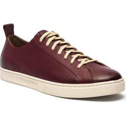 Skórzane sneakersy "Viragos" w kolorze bordowym. Czerwone sneakersy męskie TBS, bez wzorów, na sznurówki. W wyprzedaży za 149,95 zł.