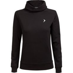 Bluza damska BLD600 - CZARNY - Outhorn. Czarne swetry damskie marki Outhorn, na zimę, z poliesteru. W wyprzedaży za 48,99 zł.